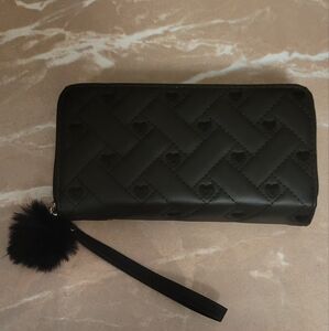Black heart wallet